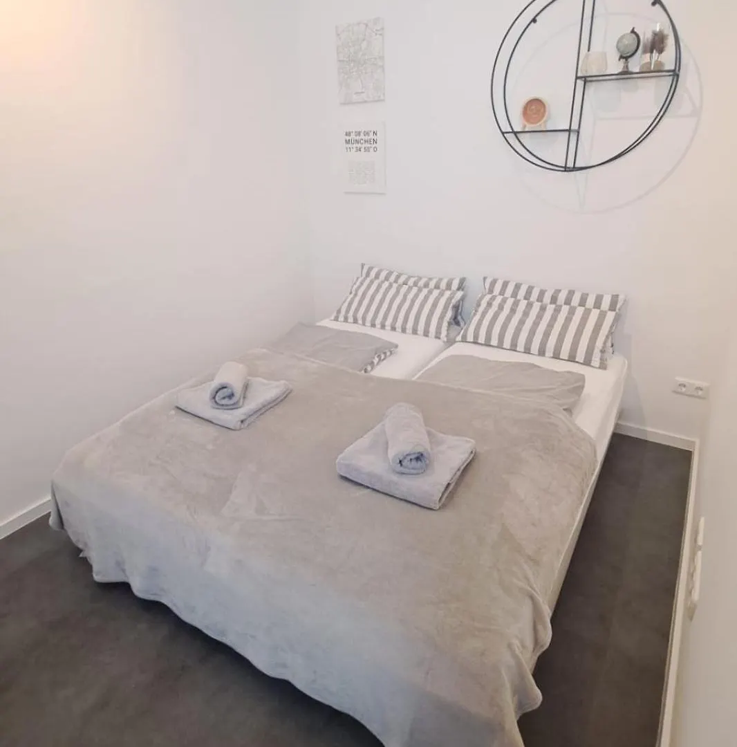Jezza Apart Suite Munich Apartment